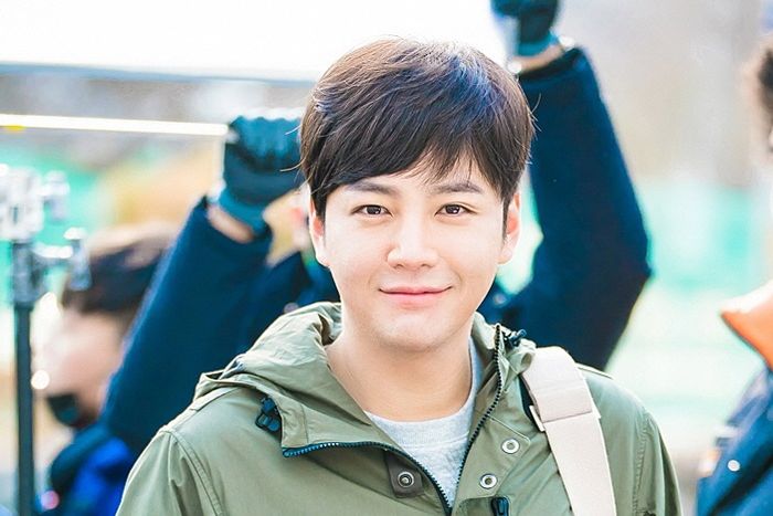 Jang Geun Suk