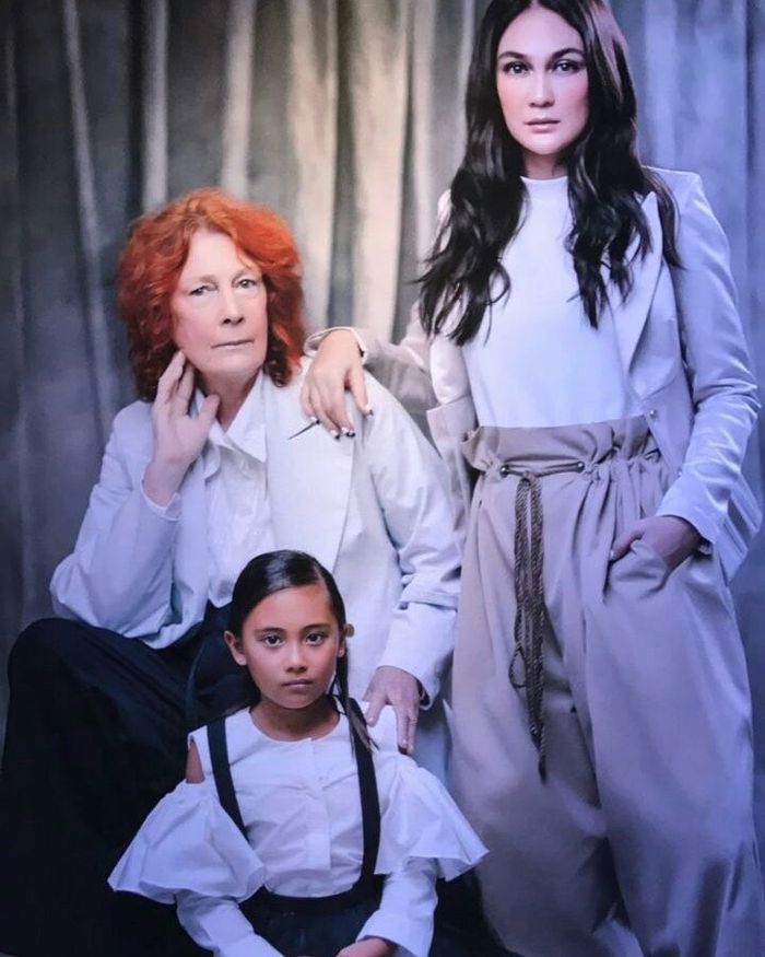 Luna Maya dan keponakan