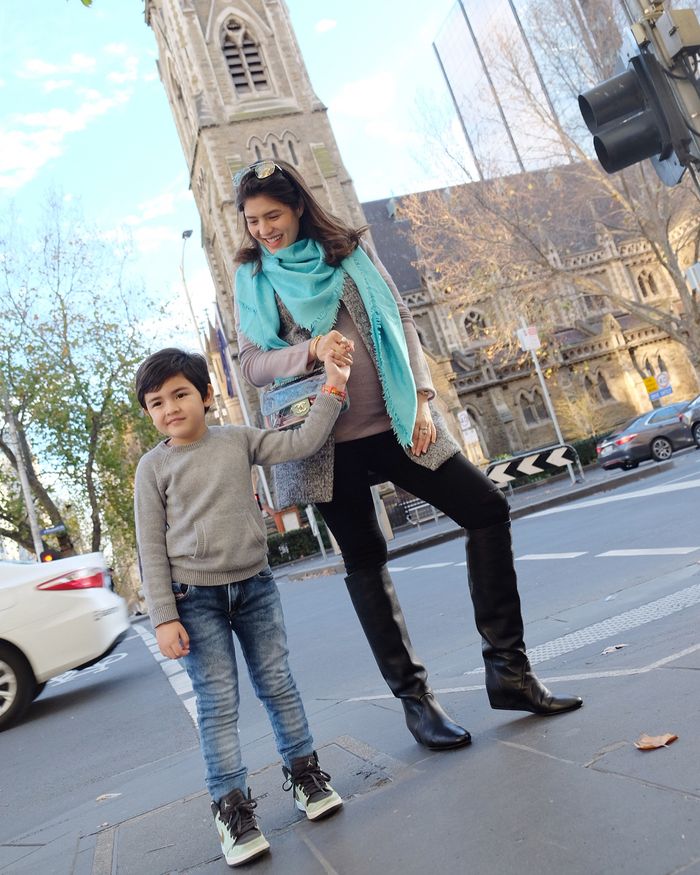 Carissa Puteri dan Anak di Collin Street