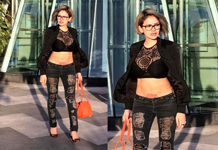 Nikita Mirzani dikenal dengan penampilannya yang seksi.