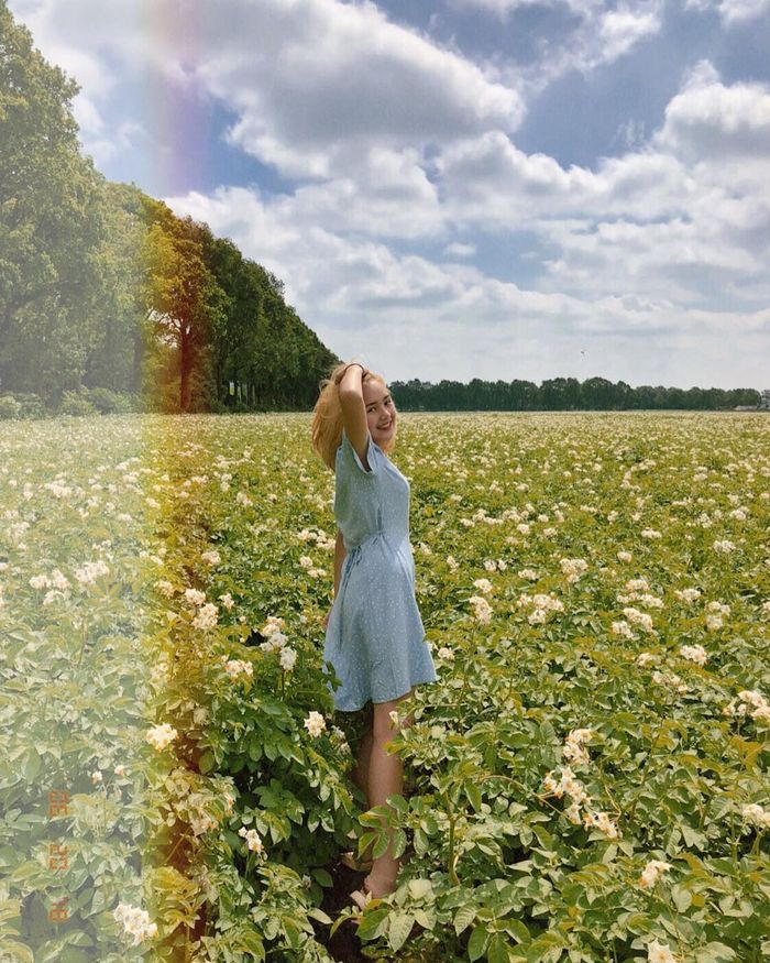 Beby Tsabina tampak mengenakan short sleeve mini dress berwarna baby blue (instagram.com/bebytsabina)