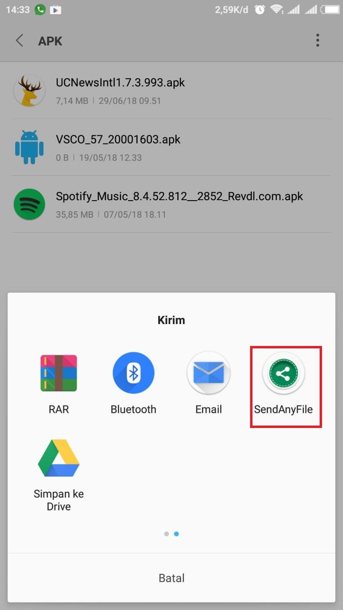 Mengirim aplikasi melalui WhatsApp