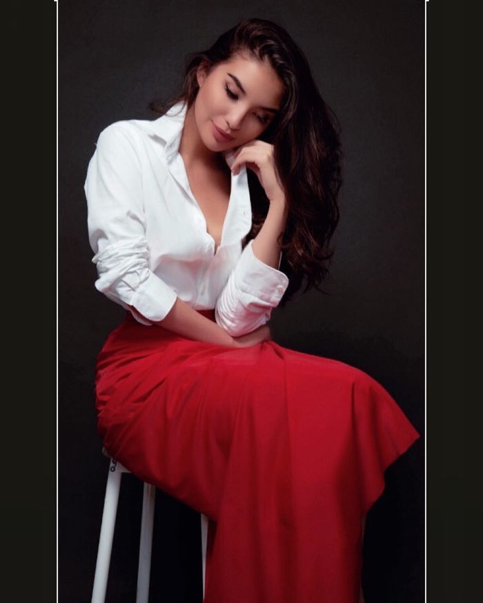 Manohara