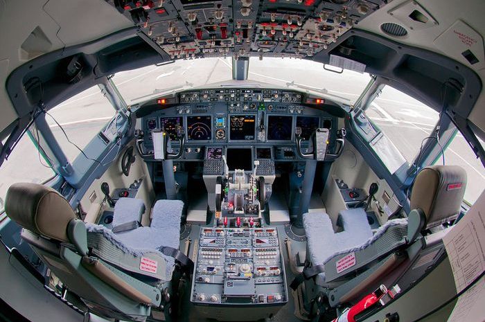 ilustrasi flight simulator