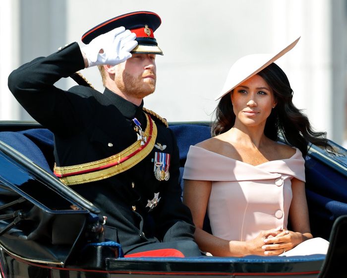 Inilah Warna Busana favorit Meghan Markle 