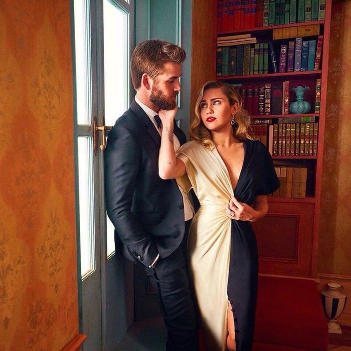 Liam Hemsworth dan Miley Cyrus
