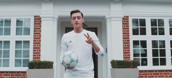 Sudut rumah Ozil