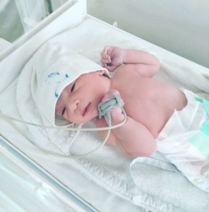 Anak laki-laki pertama Baby Margaretha dan Christian Bradach