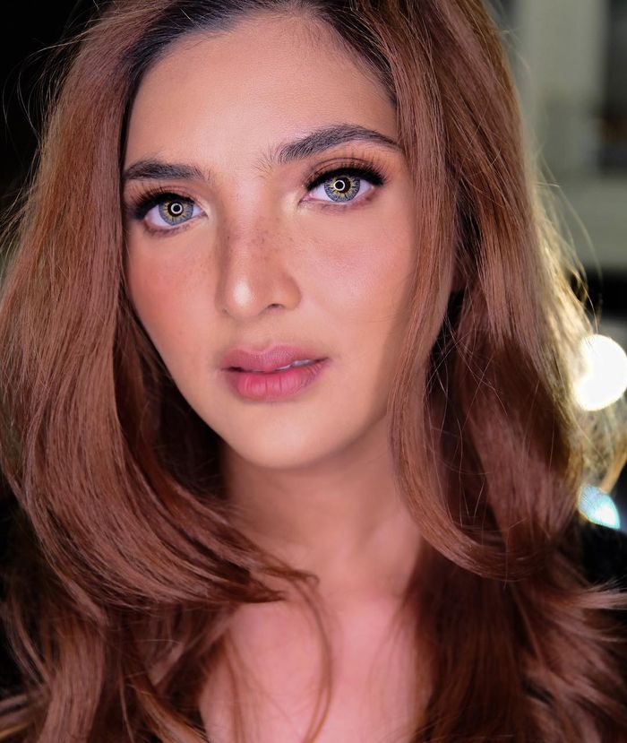 Ashanty sangat manis dengan freckles di wajahnya