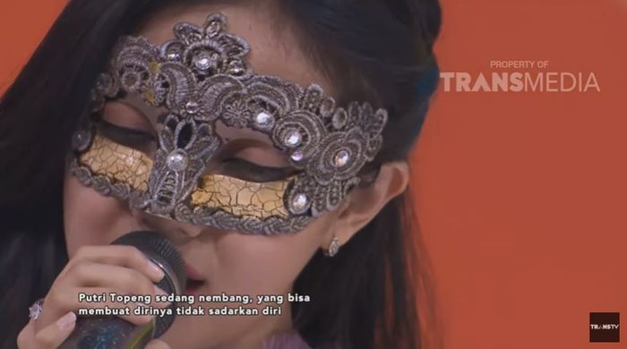 Putri Topeng 
