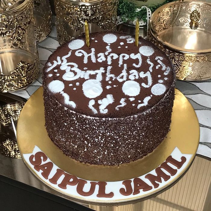 Kue ulang tahun dari Inul untuk Saipul Jamil