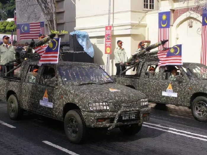 Rudal Taming Sari saat pameran DSA 2008