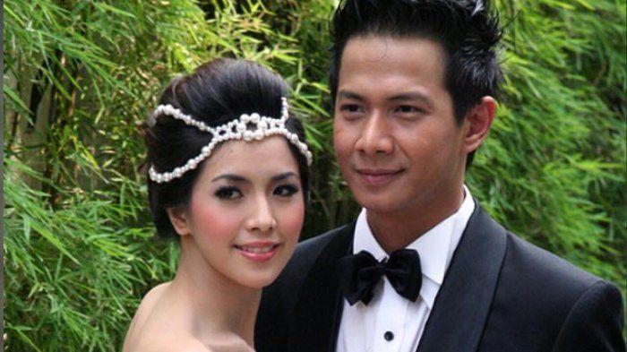 Delon mengatakan Yeslin Wang adalah wanita terbaik dalam hidupnya