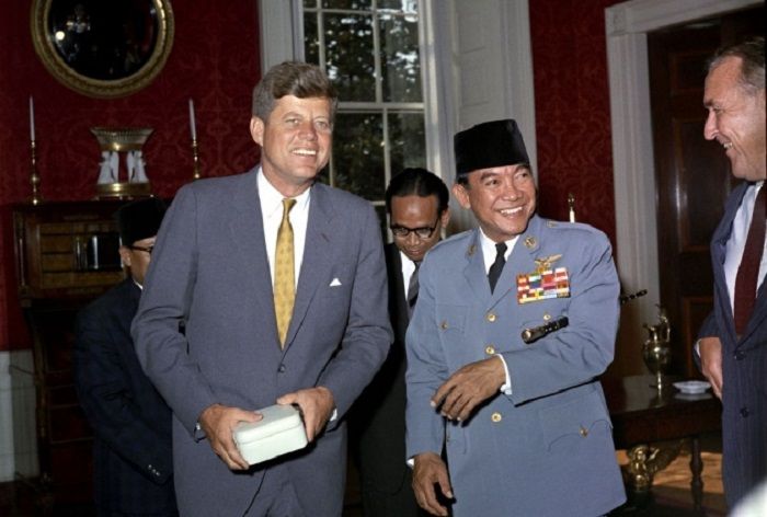 Hubungan Soekarno dan John F Kennedy membuat Indonesia mampu melakukan pengayaan uranium