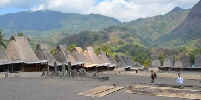 Kampung Adat Gurusina