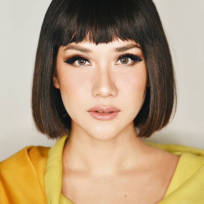 Riasan BCL dengan nuansa nude peach - instagram.com/bumiauw