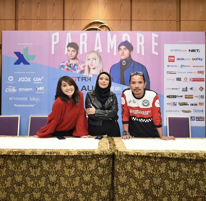 Kotak di Konser Pramore