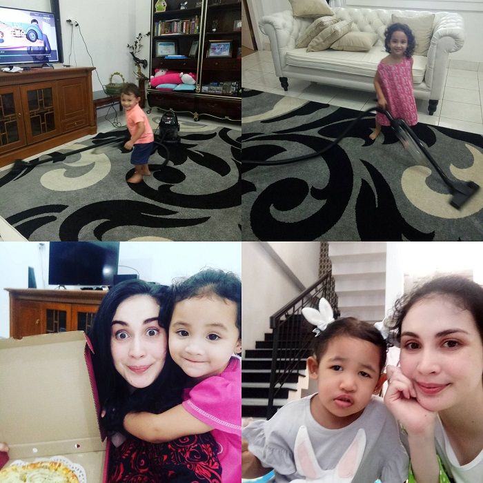 Ruang TV di rumah Arumi Bachsin