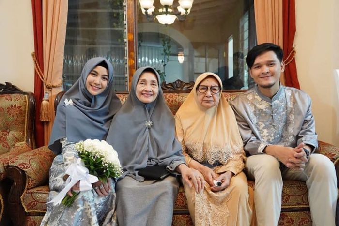 momen lamaran Anisa Rahma (instagram.com/disa.anandisa)
