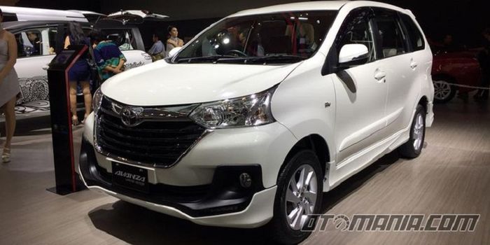 Deretan merek mobil yang memberikan diskon menarik.