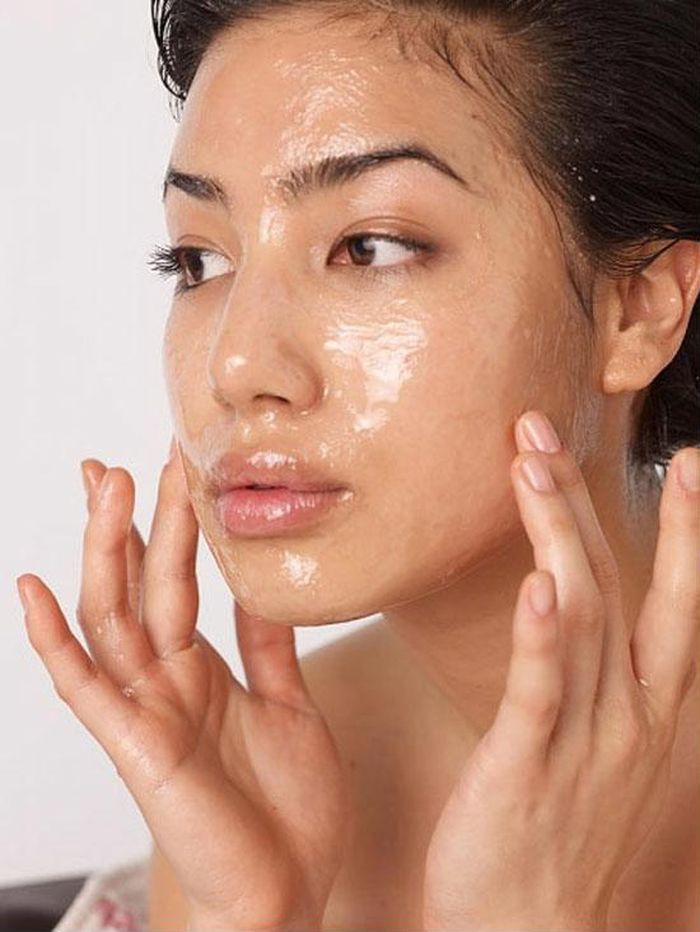 Oil free facial lotion