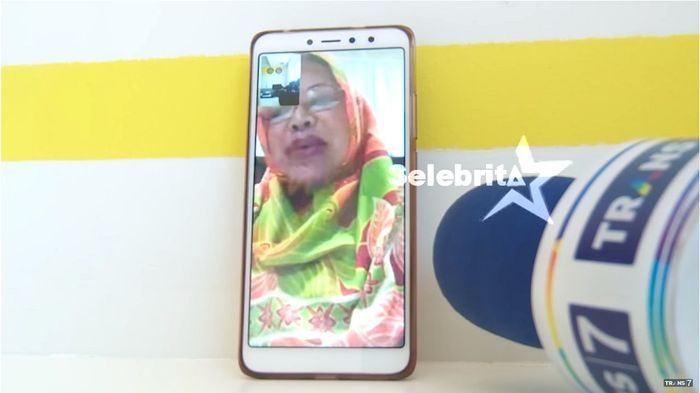 Diduga Selingkuh, Fakta Ini Diungkap Istri Pria Berkacamata yang Pose Mesra dengan Lina!