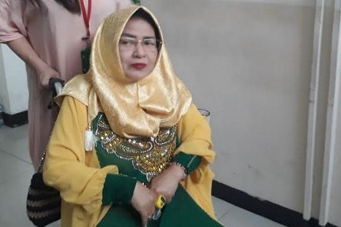 Ibunda Roro Fitria, Raden Retno Winingsih hadir di Pengadilan Negeri Jakarta Selatan, Kamis (13/9/20