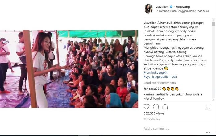 Via Vallen hibur anak-anak korban Lombok.