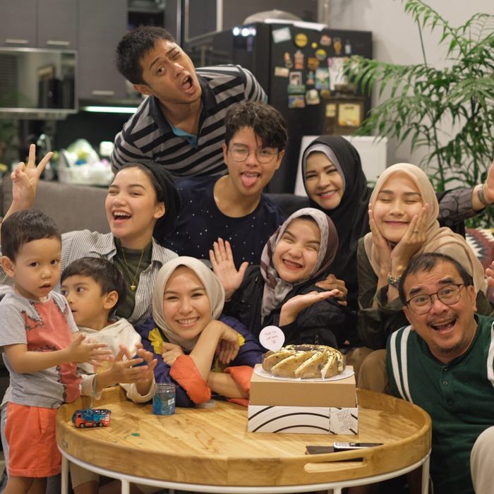 Zaskia dan keluarha besar