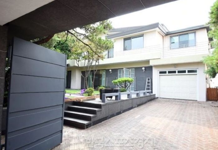 Rumah Song Joong Ki