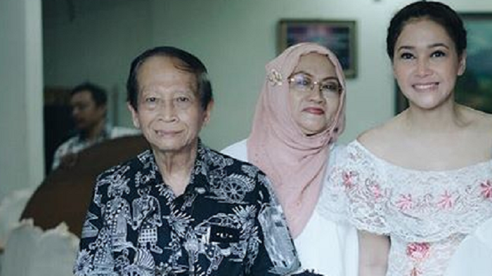 Maia Estianty dan ibunya