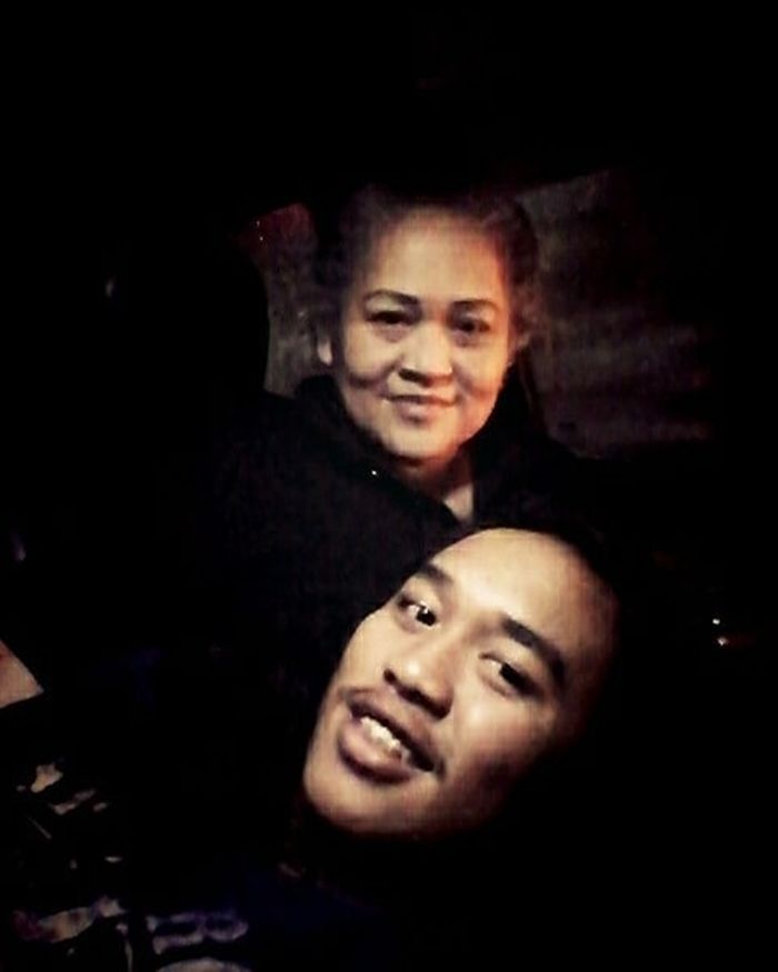 Harleyano bersama sang ibu