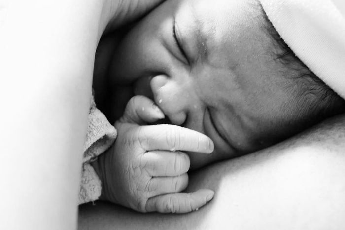 Surinala Carolina Jarumilind, anak pertama Chicco Jerikho dan Putri Marino