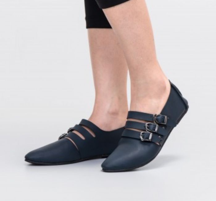 Adorable Projects – Ainis Buckle Shoes