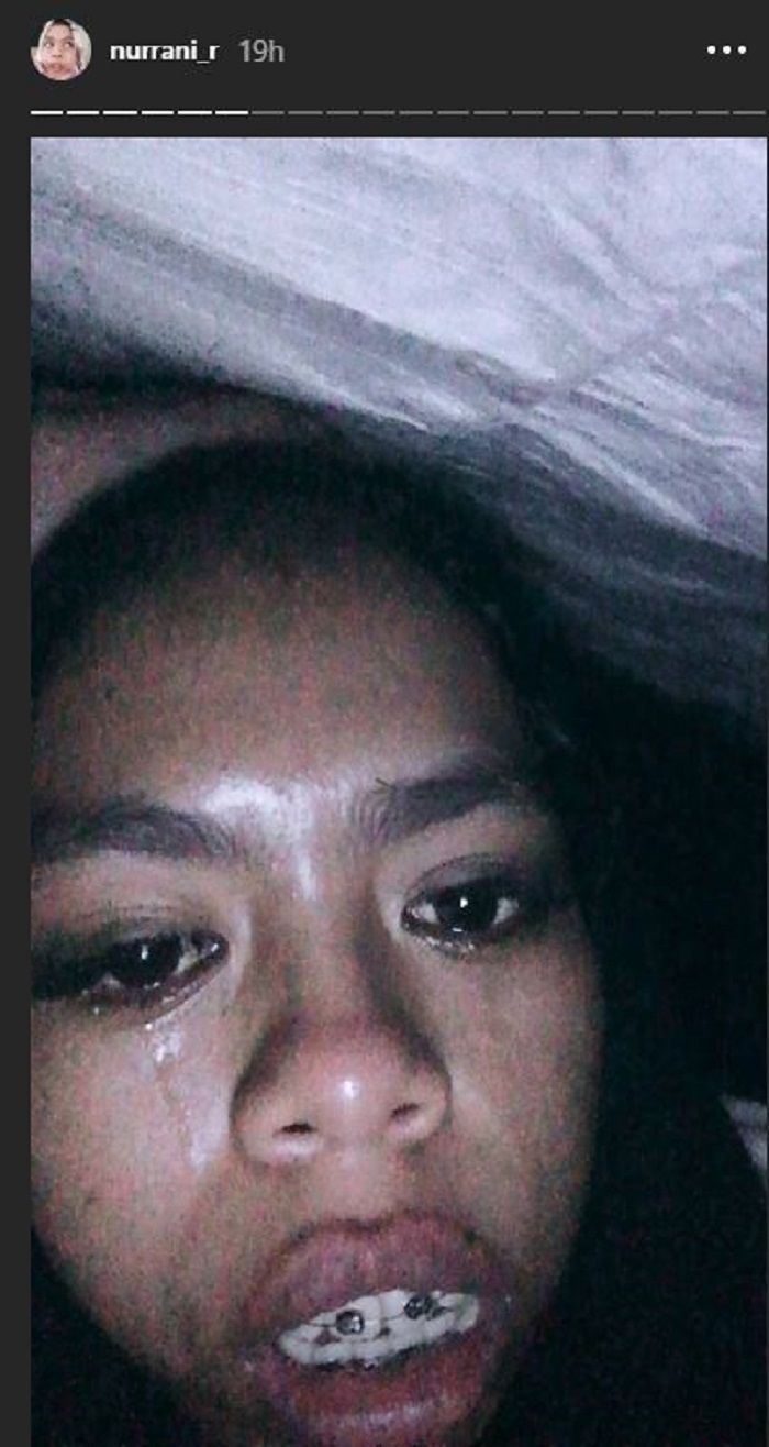 Nurrani menangis