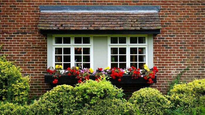 Adanya taman di luar rumah bisa memberikan feng shui yang baik