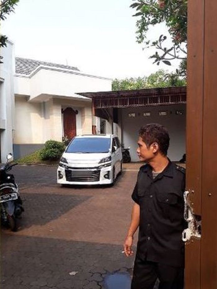 Laudya Cynthia Bella menjual rumah mewahnya yang berada di Jakarta. Ini adalah bagian dalam rumah Laudya Cynthia Bella yang saat itu didatangi oleh Grid.ID.