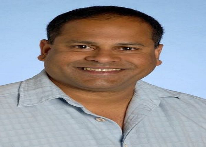 Clinton Fernandes
