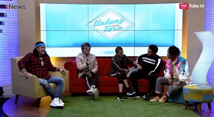 Atta Halilintar ketika menjelaskan rumah senilai miliaran rupiah tersebut adalah hasil jerih payahnya