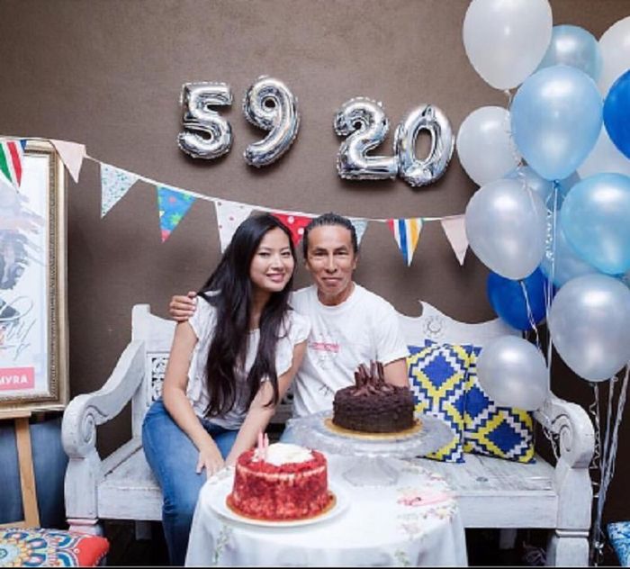 Amy Seach bersama putrinya