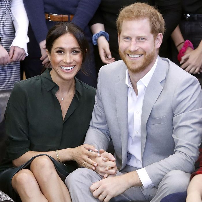 Meghan Markle sedang mengandung anak pertama