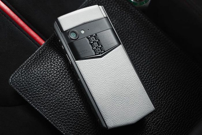 Smartphone Vertu