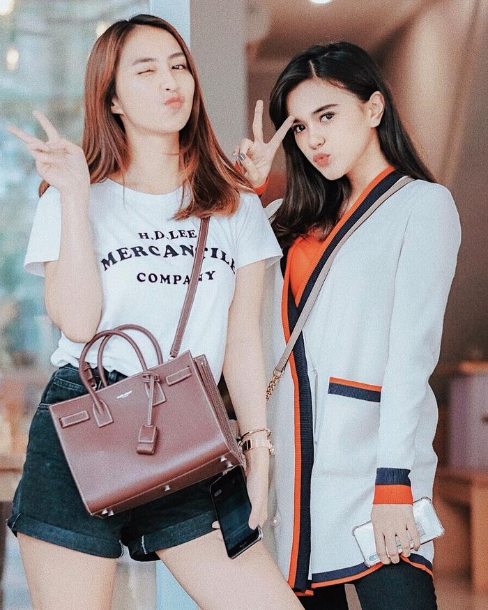 Fashion Putih ala Clairine Clay