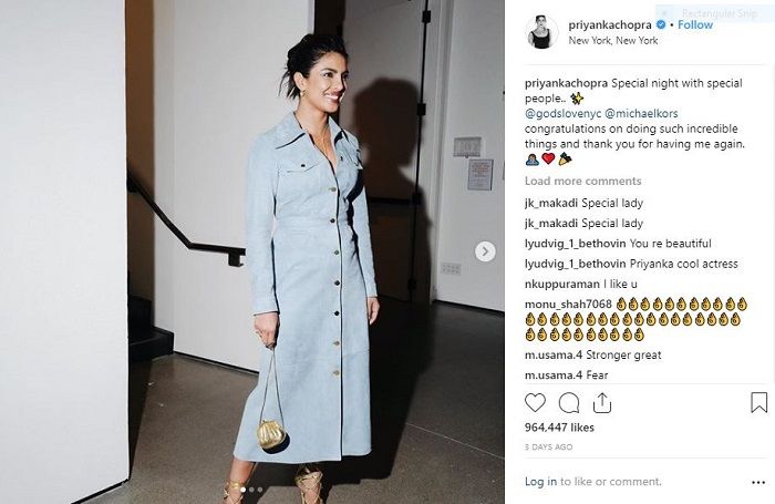 Penampilan Priyanka Chopra di Golden Hearts Awards yang juga dihadiri Hugh Jackman