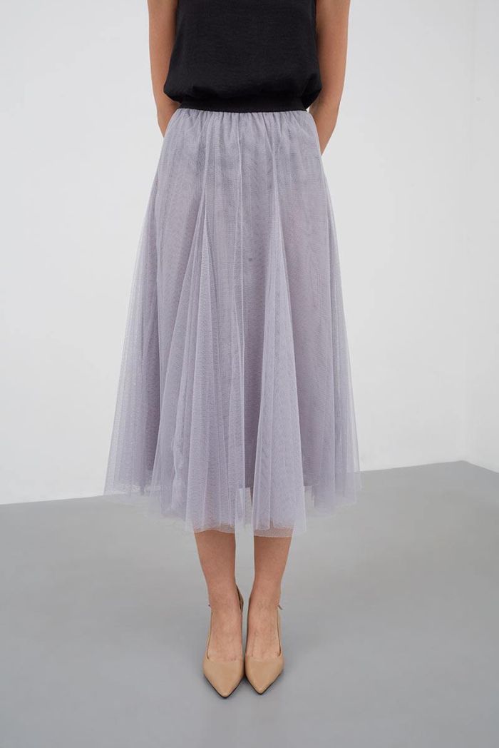 Gaya Syar'i ala Shireen Sungkar dengan Midi Tutu Skirt in Grey