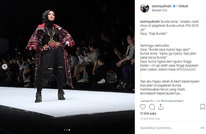 Tantri Syalindri dalam Jakarta Fashion Week 2018.

