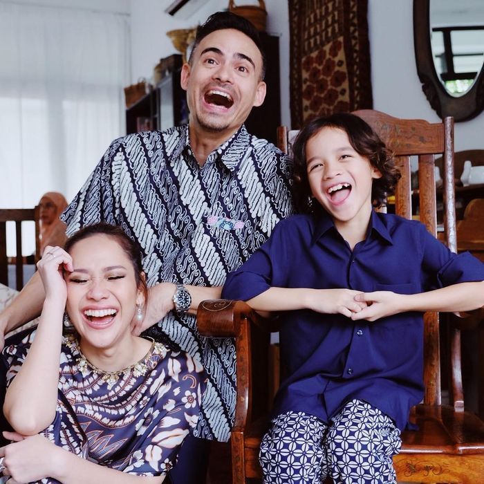 Mengintip Mewahnya Rumah BCL dan Ashraf Sinclair di Malaysia yang Bernuansa Putih