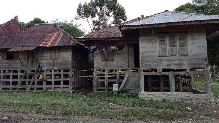 Rumah tinggal satu keluarga di Samosir yang tewas mengenaskan