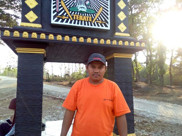 Warsito (38) Kepala Dusun Bulakpepe.