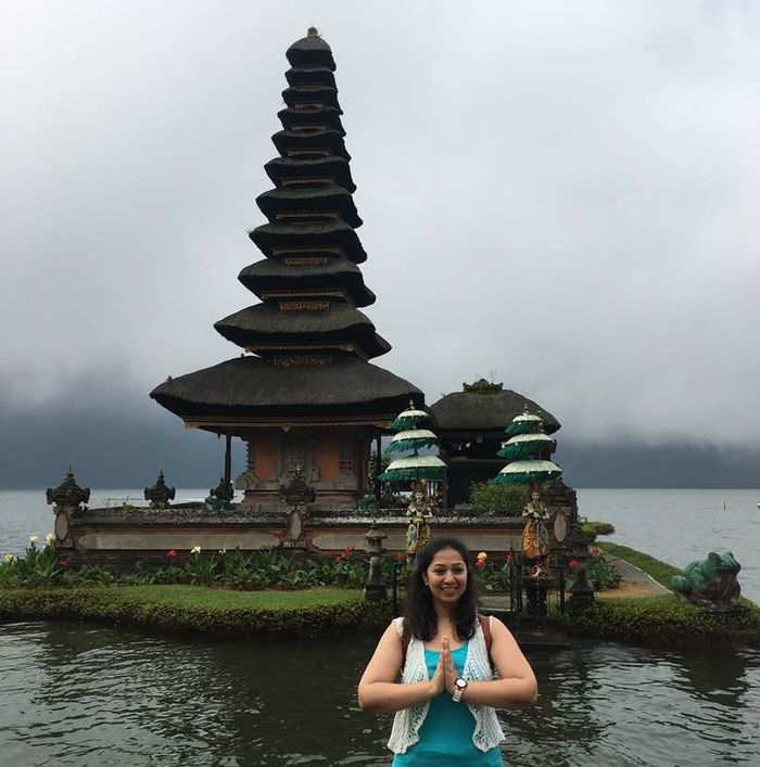 Potret Garima Sethi saat berada di Bali